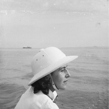 Guinée - portrait d'Anita Conti en mer - 1946-1949