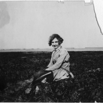 Anita Conti en Bretagne vers 1915 - 24Fi2473