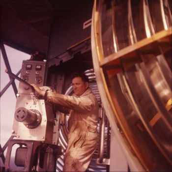 Gardien à l'entretien d'un phare - années 1960