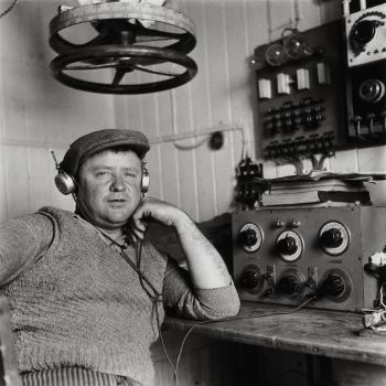 Portrait du radio à bord d'un chalutier 1935 1945